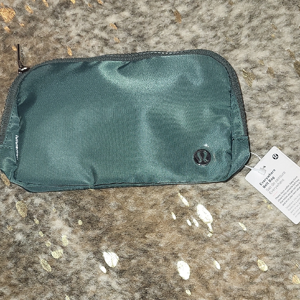 lululemon athletica Green Crossbody Bag